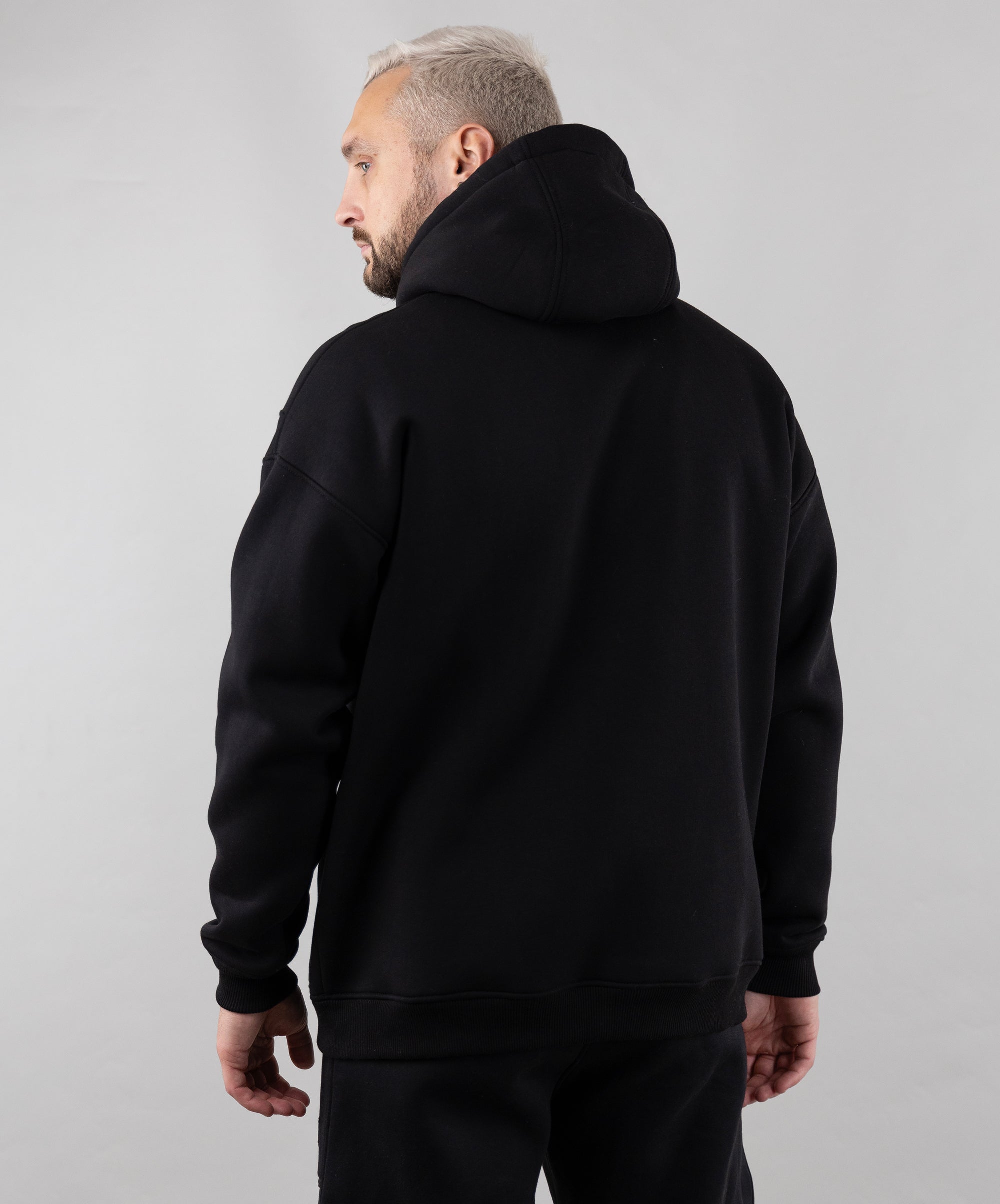 Warm Oversize Hoodie "Introvert". Black